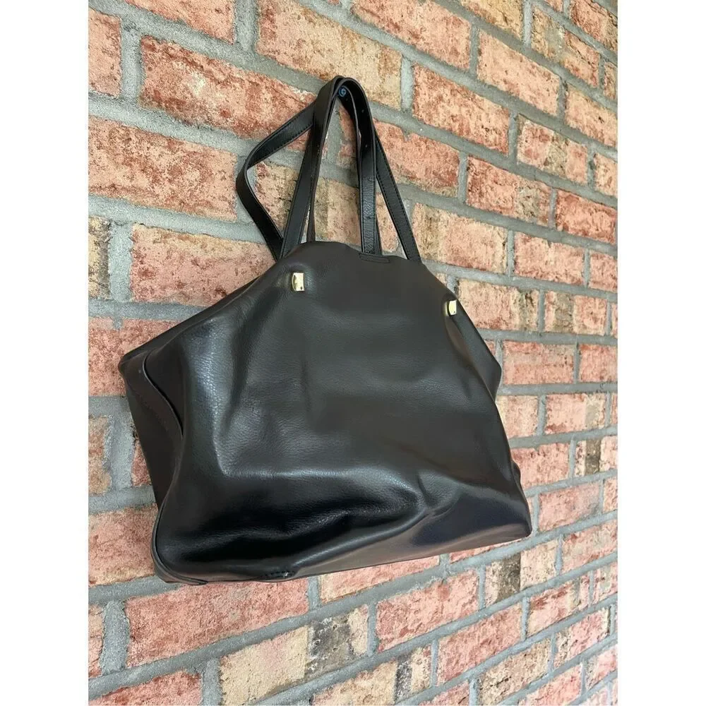 Monserat De Lucca Women's Leather Shoulder Bag Black